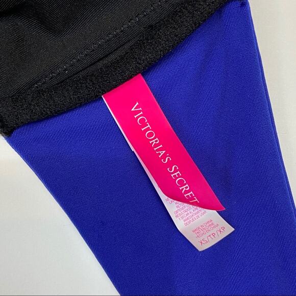 Victoria’s Secret Sequin Bikini Top Sz XS - Picture 3 of 3